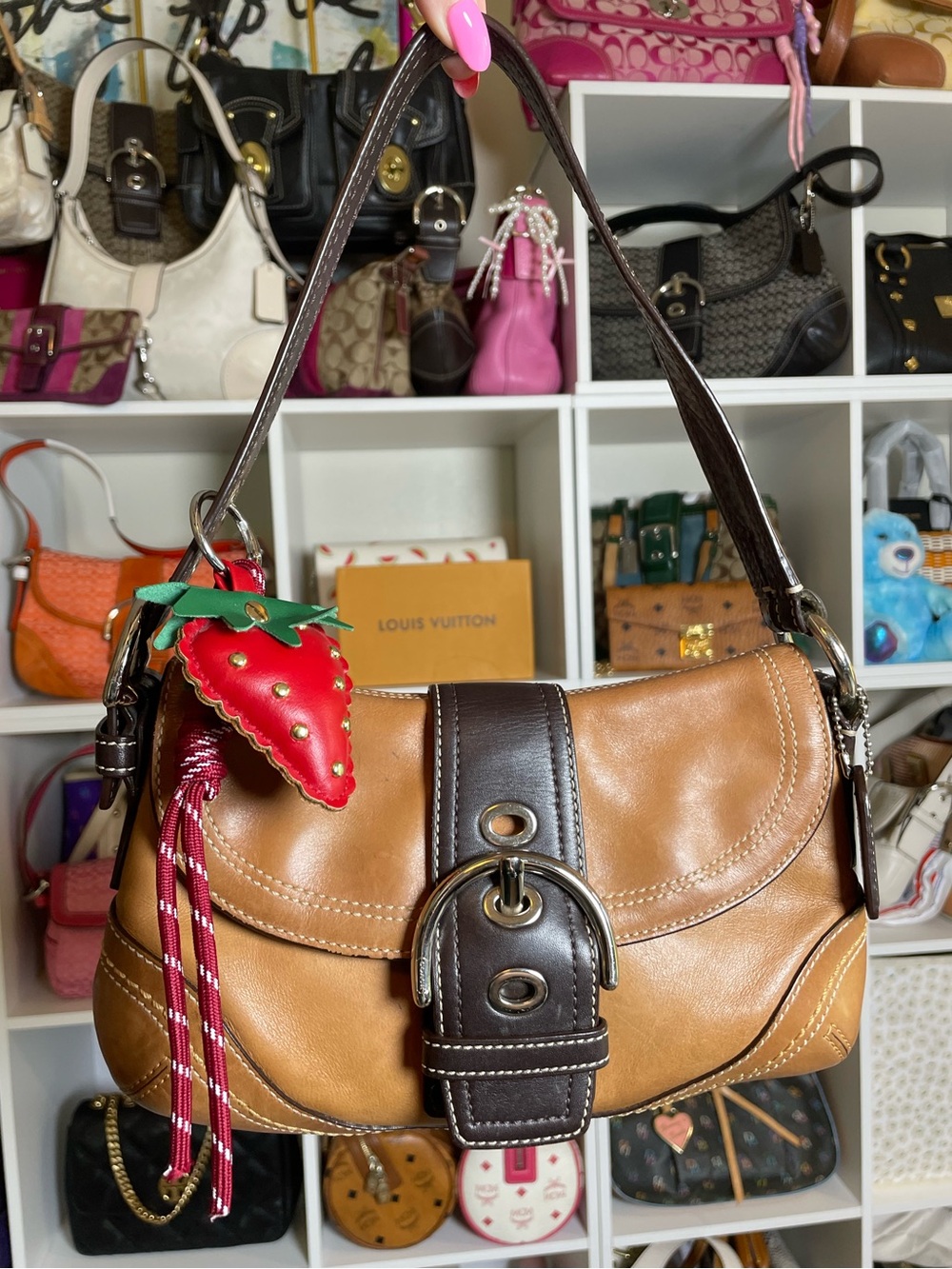 Coach Y2K Brown Duo-Tone Leather Soho  Shoulder Bag 🍓 🍫- F10909